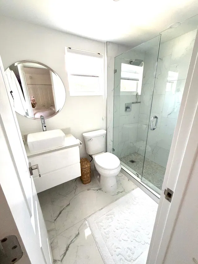 Unit 206 photo 17