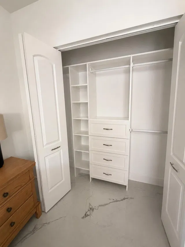 Unit 206 photo 18
