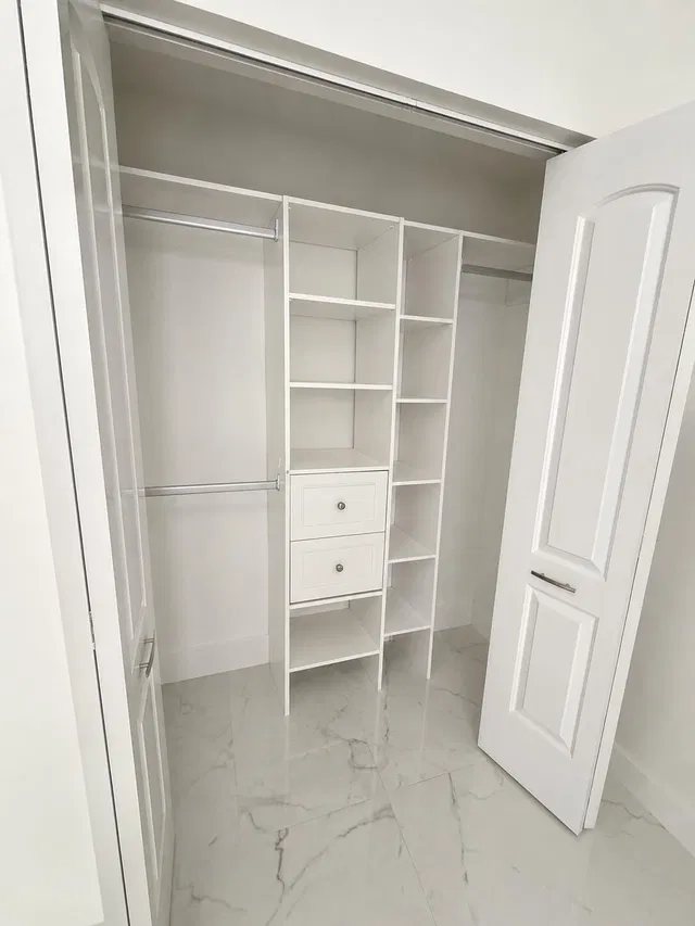 Unit 206 photo 20