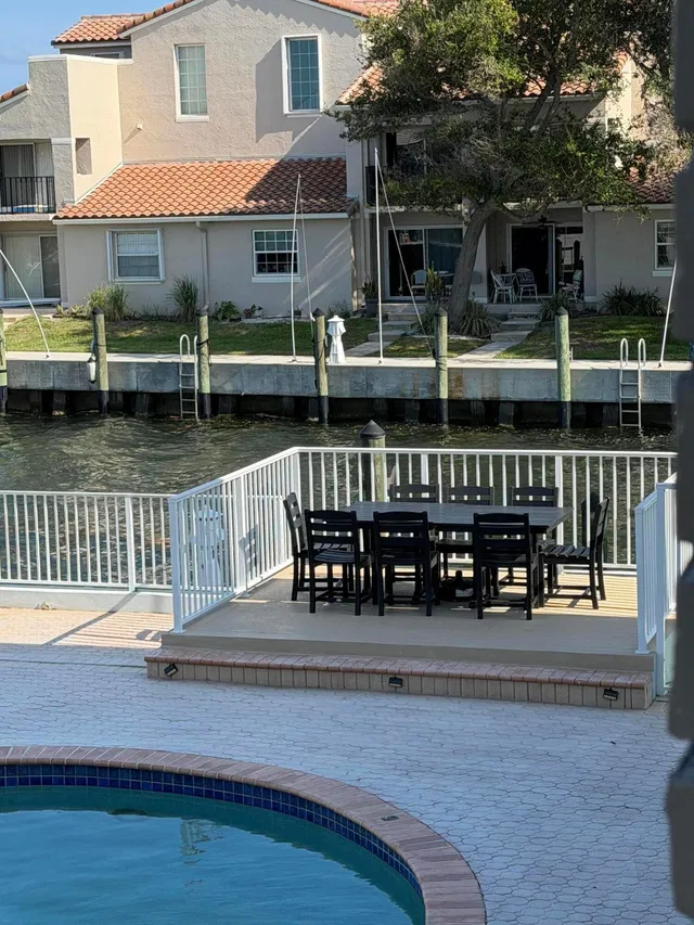 Unit 206 photo 24