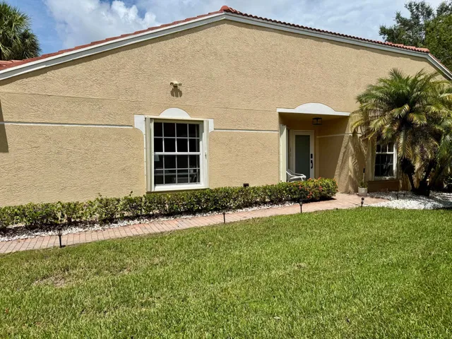 Residence photo 4