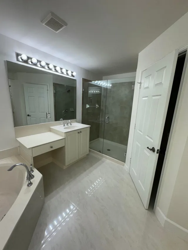 Residence photo 12