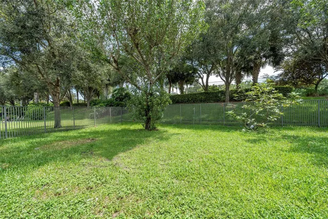 Residence photo 18