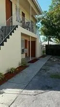 Unit C photo 2