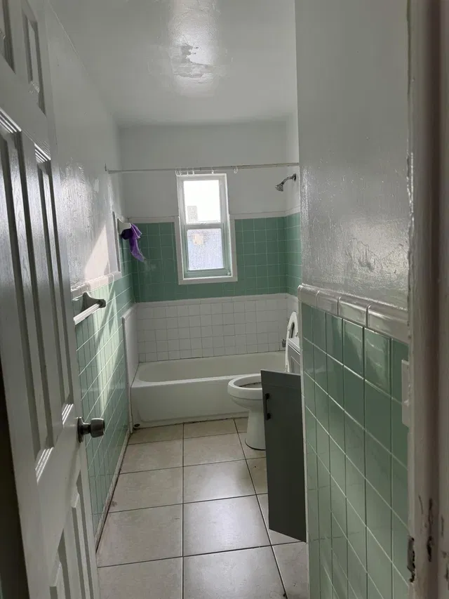 Unit C photo 6