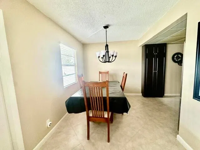  Residence photo 6