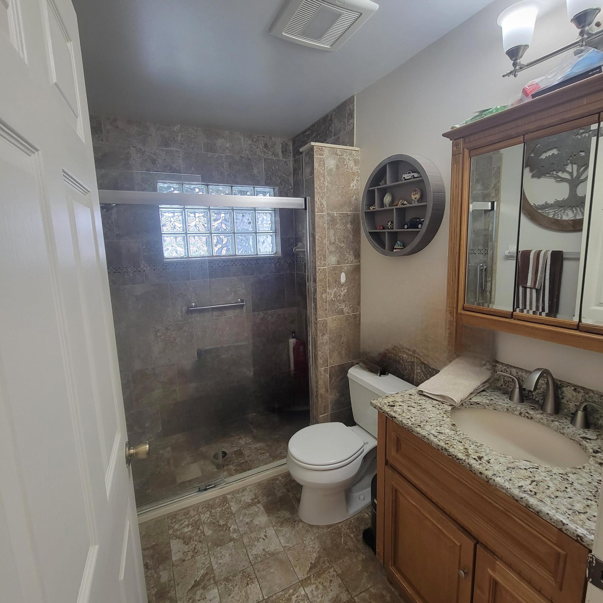 Residence photo 12
