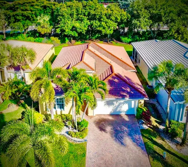 Residence photo 2