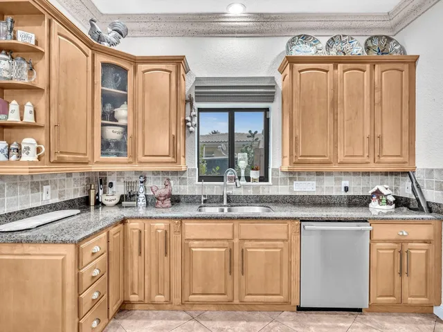 Residence photo 14