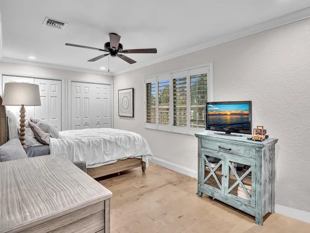 Residence photo 35