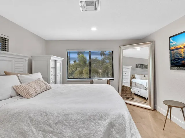 Residence photo 47
