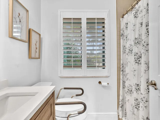Residence photo 62
