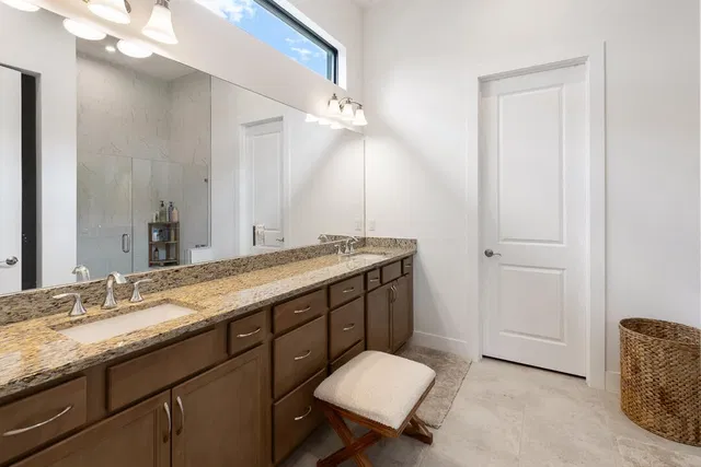 Residence photo 21