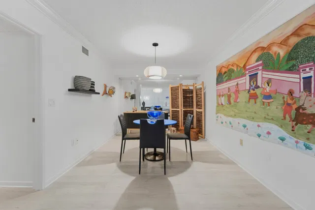  Unit 403 photo 15
