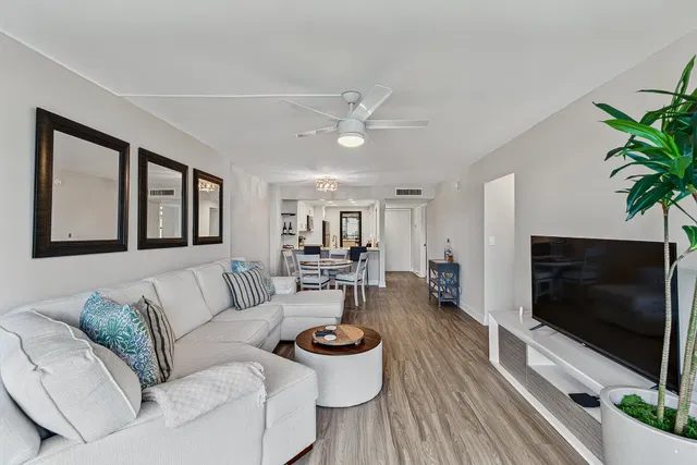 Boca Raton Unit 3020 photo 4
