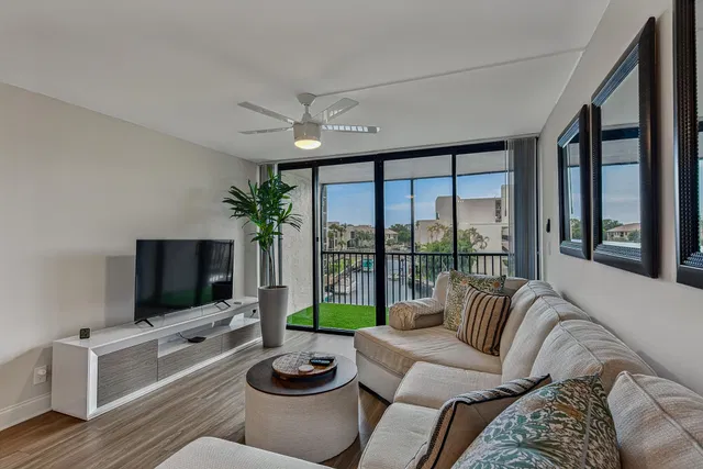 Boca Raton Unit 3020 photo 13
