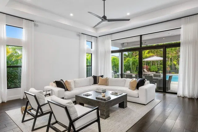 Boca Bridges Residence photo 6