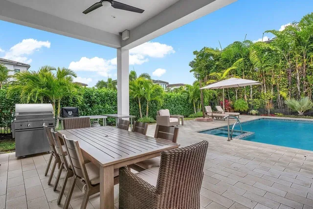 Boca Bridges Residence photo 19