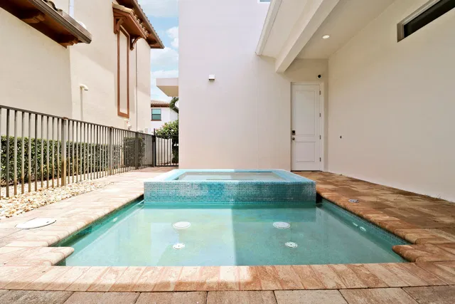 Alton Homes Palm Beach Gardens Residence photo 12