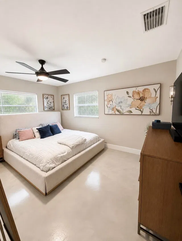  Residence photo 5