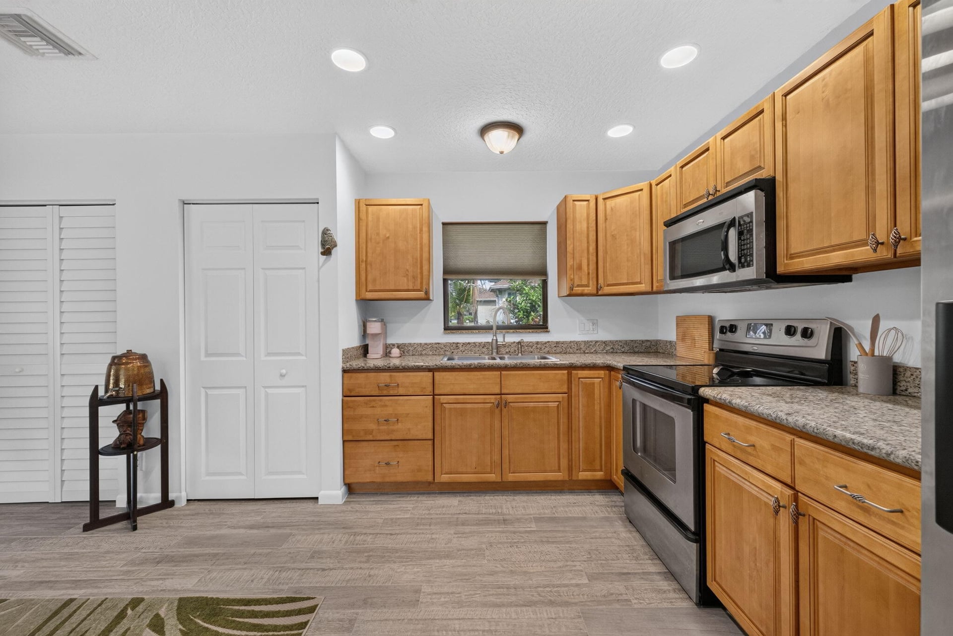 Residence photo 30