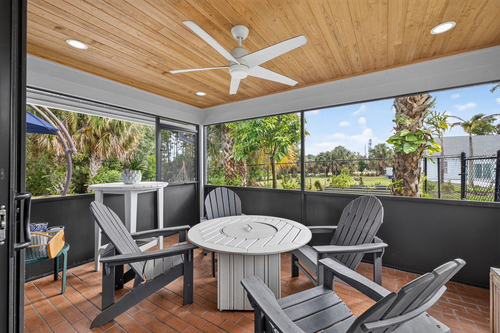 Residence photo 36