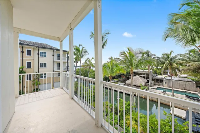 Flagler Landing Unit 301 photo 13