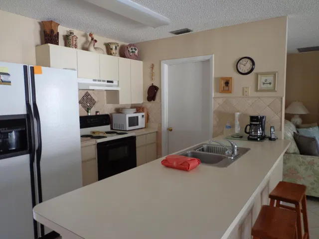 Residence photo 6