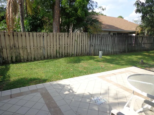 Residence photo 9