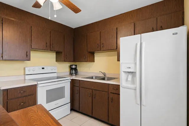  Residence photo 16