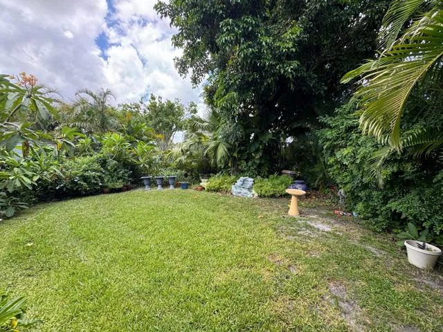 Residence photo 4