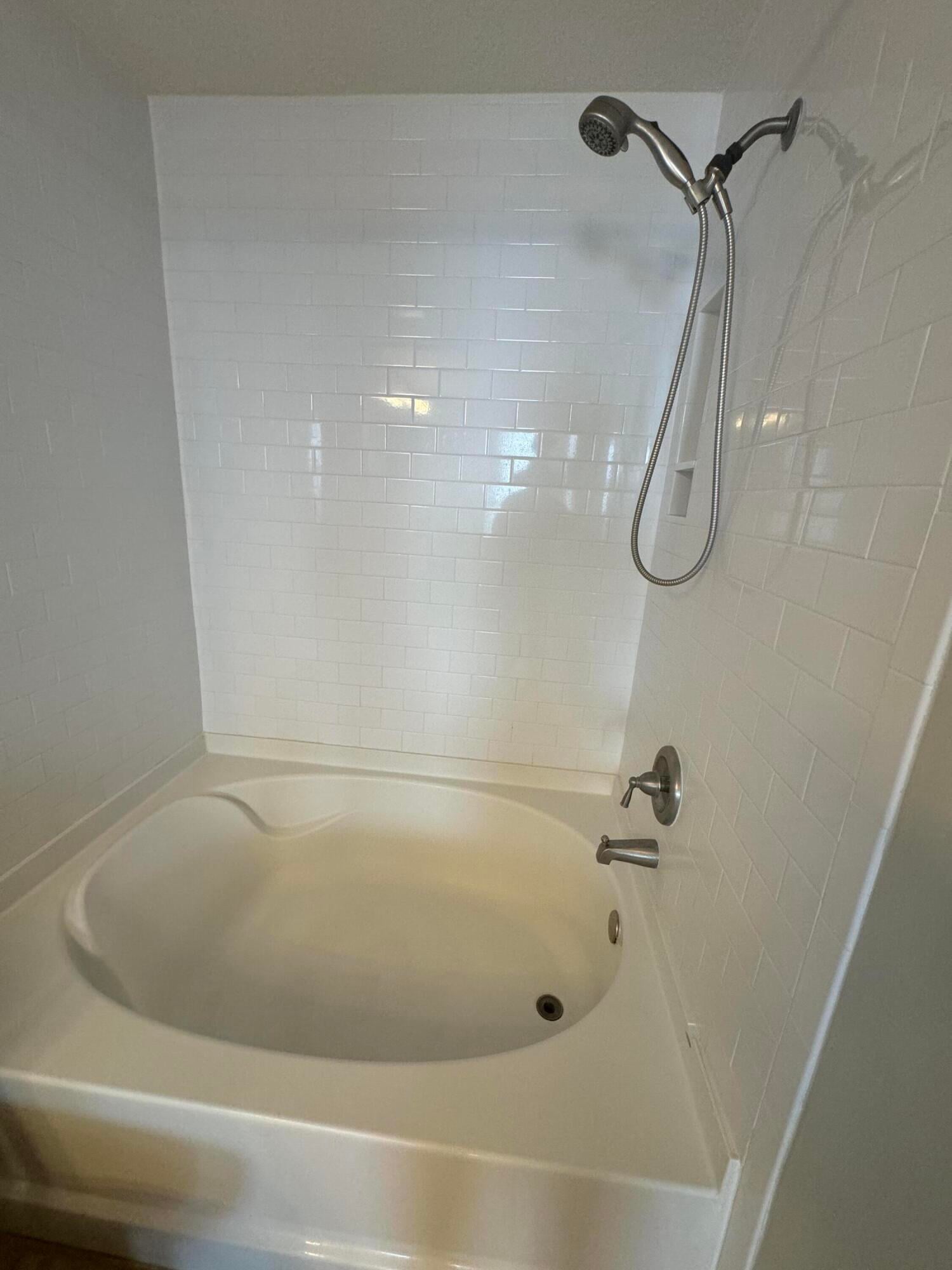 Unit 305 photo 8