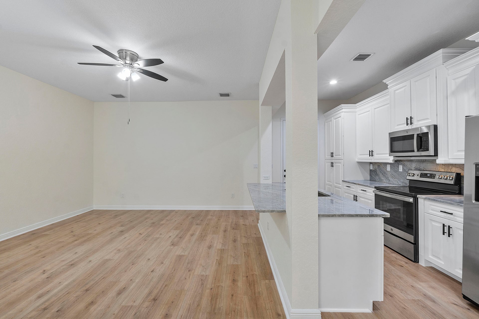 Residence photo 12