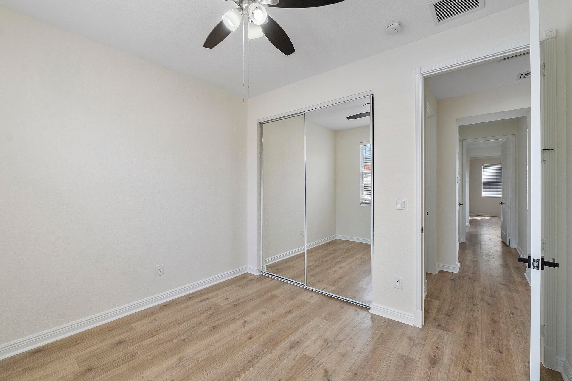 Residence photo 27
