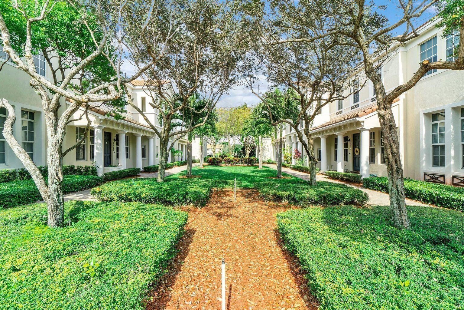 Residence photo 32
