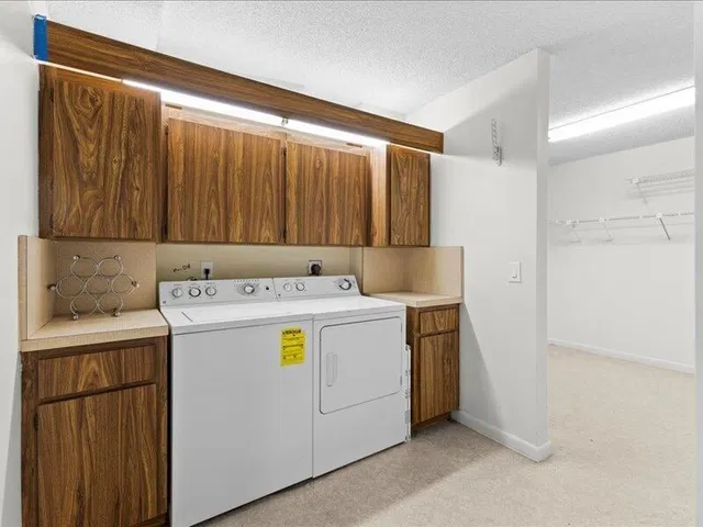 Unit 406 photo 22