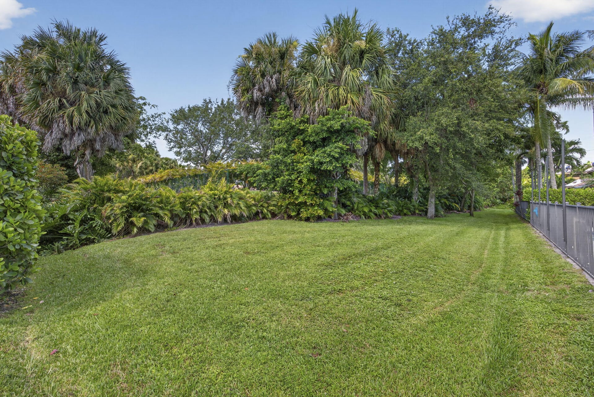 Residence photo 46