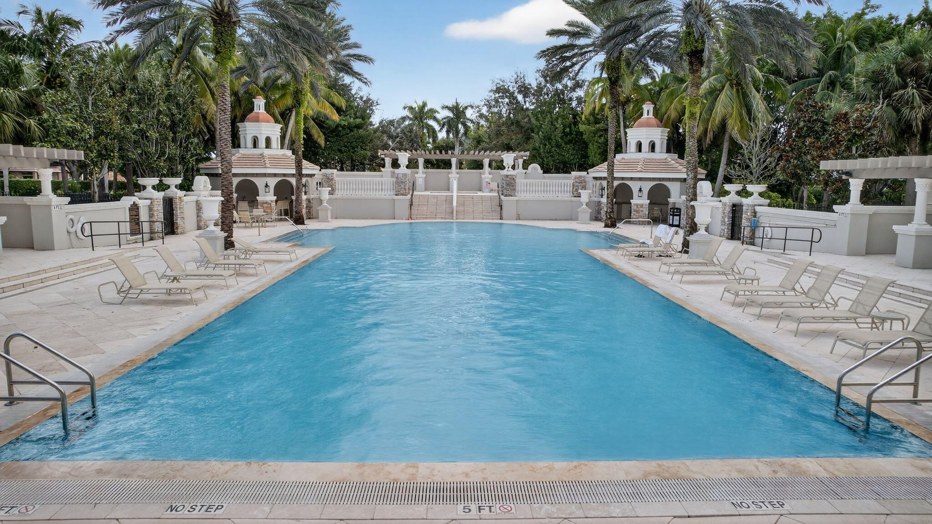 Residence photo 62