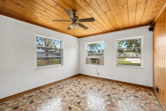 Residence photo 27