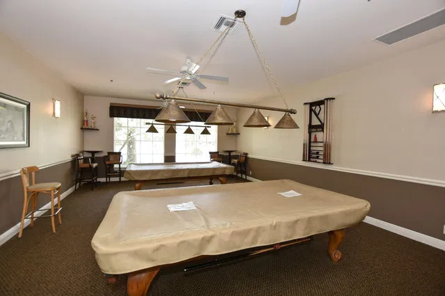 Residence photo 53