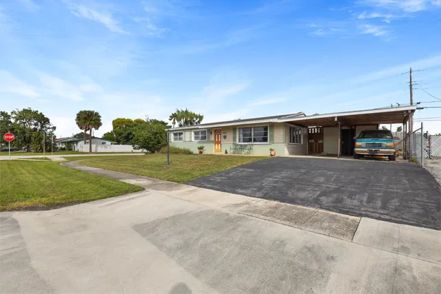 Residence photo 4