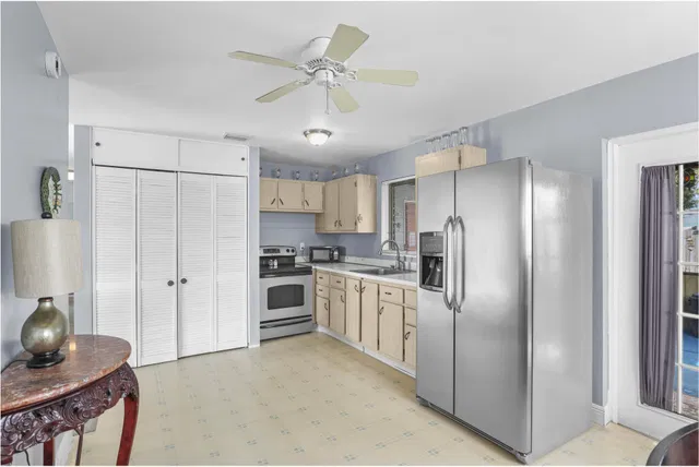 Residence photo 8