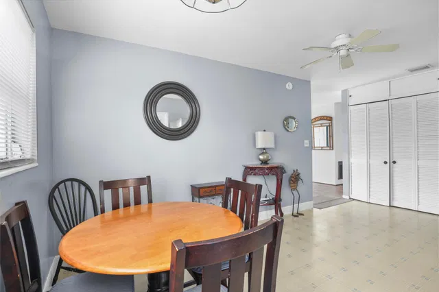Residence photo 11
