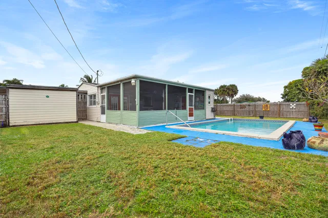 Residence photo 29