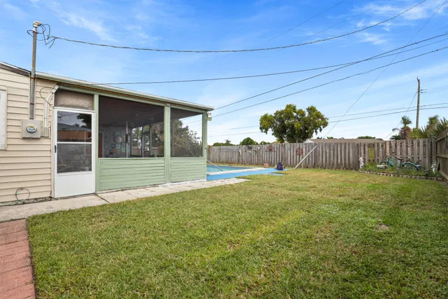 Residence photo 30