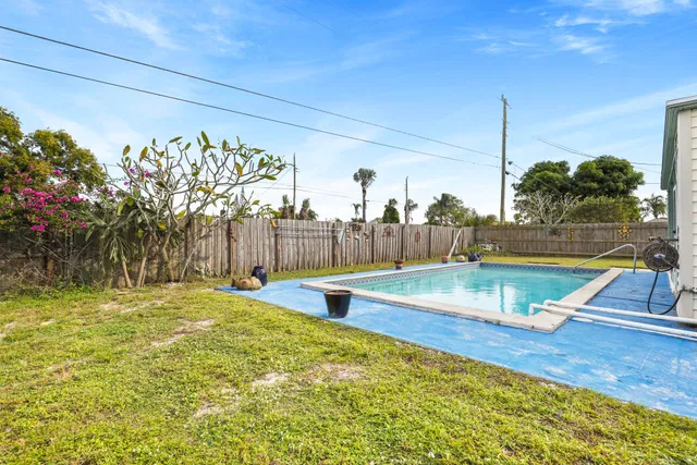 Residence photo 32