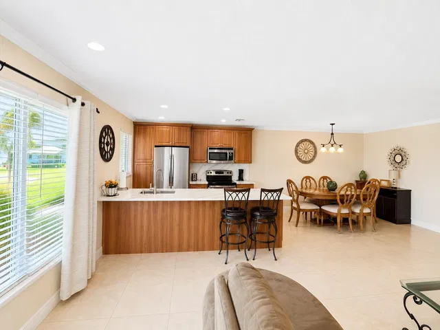 Residence photo 5