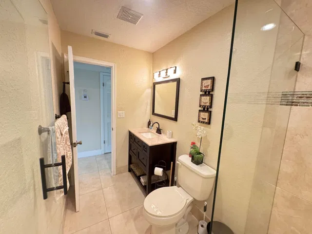 Residence photo 8