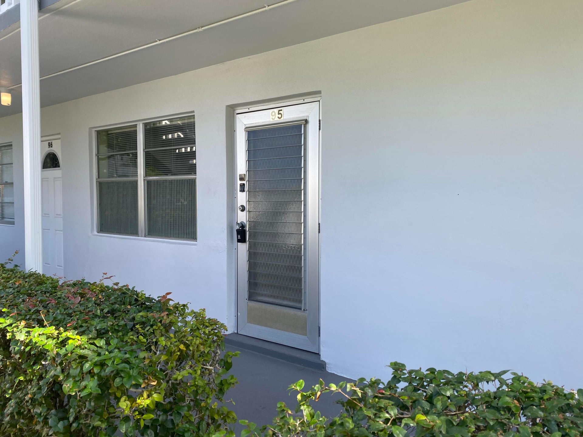 Unit 95 photo 3