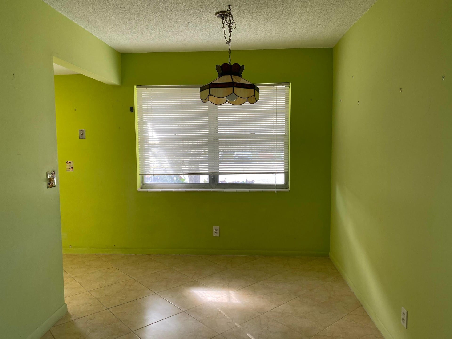 Unit 95 photo 15